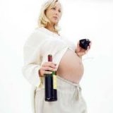 Спиртное и беременность несовместимы