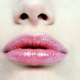 Лечение шелушения губ