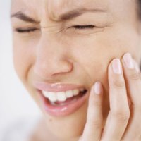 Советы, как снять зубную боль при гранулеме