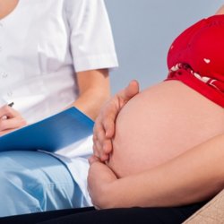 Заболевания шейки матки во время беременности: особенности, методы лечения