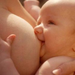 Боли в кишечнике, запоры и насморк у малыша при грудном вскармливании