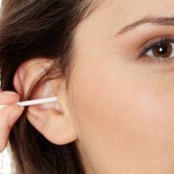 Как очистить уши от серных пробок